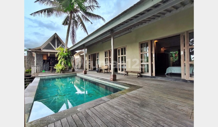 Villa Eksotis Pantai Purnama Samping Sungai dan Pemandangan Sawah