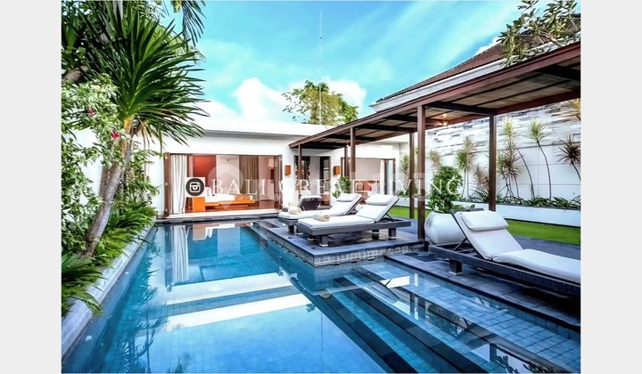 Luxury Villa Dekat Umalas dan Canggu di Batu Belig Seminyak