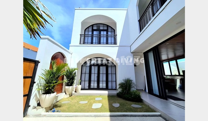 Villa 3 Bedrooms Mediterranean Sanctuary in Canggu