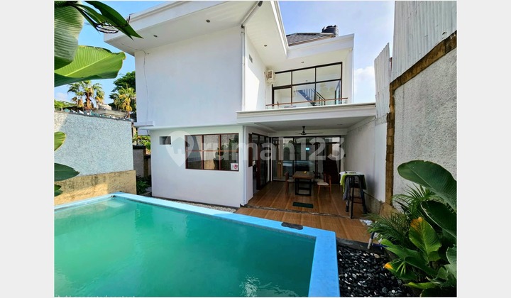 Villa 2 Kamar Dekat Jalan Utama dan Panta Cemagi