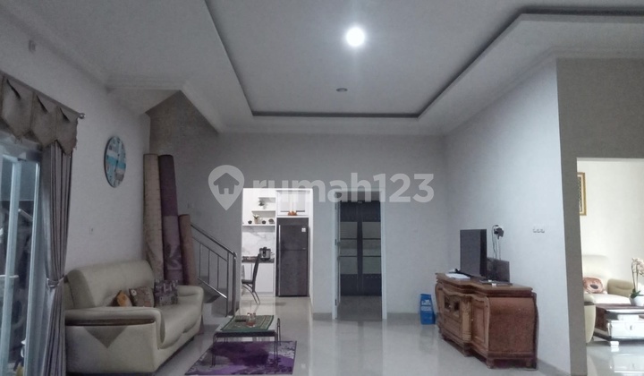 Luxury and Modern House 2