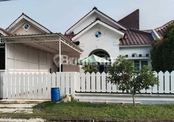 Asri, Comfortable and Safe Pavilion House Asri, Comfortable and Safe Pavilion House