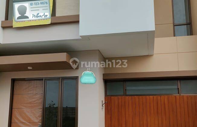 Dijual Rumah 2 Lantai Siap Huni Strategis Di Citra Raya 1