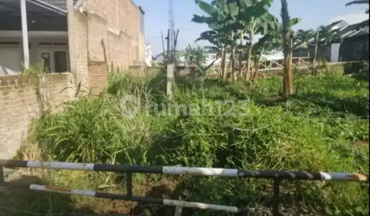 For sale, ready-to-build mature land plot in Pesona Cihanjuang Housing Complex. For sale, ready-to-build mature land plot in Pesona Cihanjuang Housing Complex.