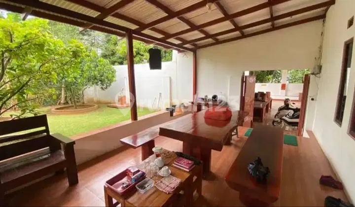 Dijual rumah Villa +Cafe halaman luas pakuhaji Bandung Barat
