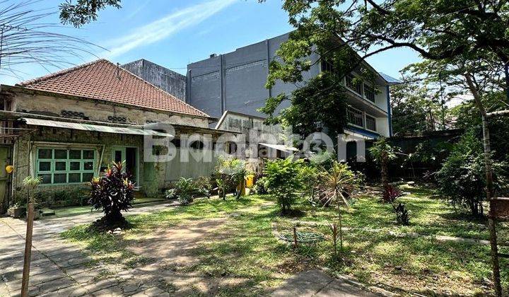 RUMAH BELANDA KOMERSIAL AREA KOTA MALANG DEKAT KANTOR WALIKOTA 1