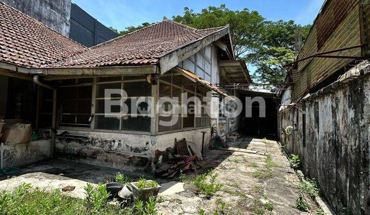 RUMAH BELANDA KOMERSIAL AREA KOTA MALANG DEKAT KANTOR WALIKOTA 2