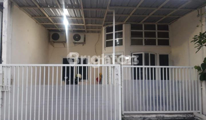 RUMAH SIAP HUNI WIGUNA SELATAN SURABAYA TIMUR RUMAH SIAP HUNI WIGUNA SELATAN SURABAYA TIMUR