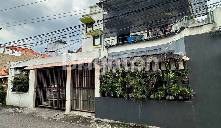 RUMAH KOS TENGAH KOTA DAERAH PUCANG ANOM SURABAYA 1