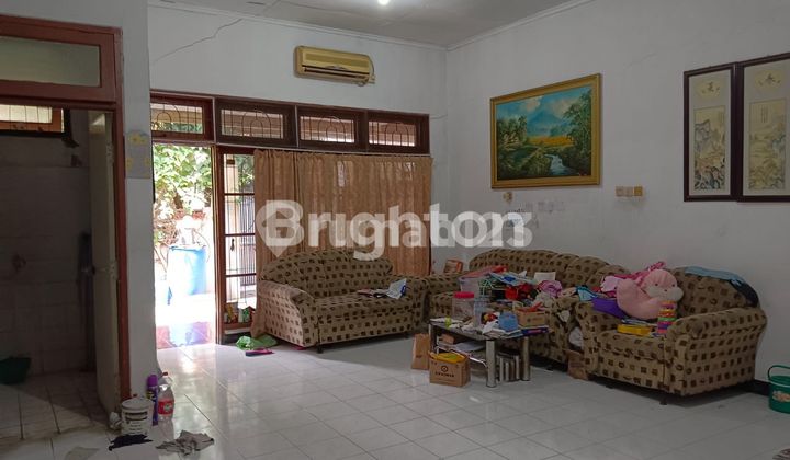 RUMAH LOKASI STRATEGIS SELANGKAH KE MERR DI BARUK UTARA SURABAYA TIMUR 2