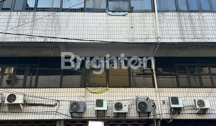 RUKO 4 LANTAI TENGAH KOTA SURABAYA