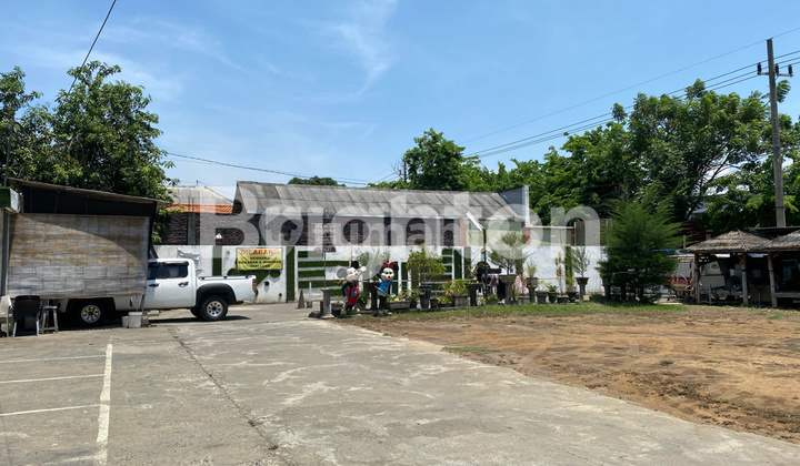 TANAH DAN BANGUNAN RESTO