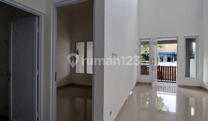 Rumah Murah Bagus Rapi Siap Huni di Limus Pratama 2
