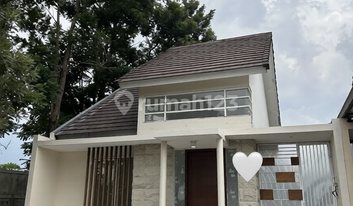 Cheapest House Greenlake Citraland Most Affordable Surabaya