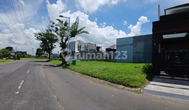 Cheapest Land Plot Greenwich Royal Residence View Canal Lake Most Affordable Surabaya Cheapest Land Plot Greenwich Royal Residence View Canal Lake Most Affordable Surabaya