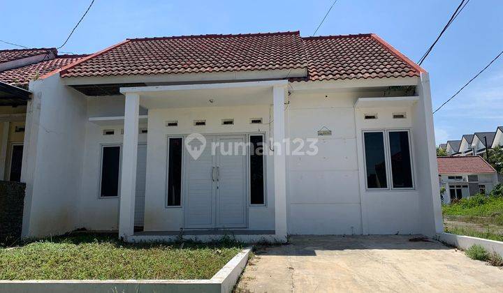 Rumah Cantik Dekat Pasar Mijen Semarang 1