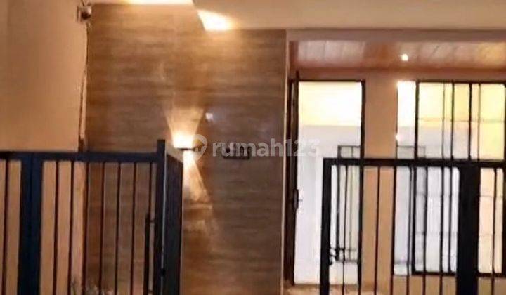 Rumah Baru 100% Rungkut Mapan Tengah siap huni 1