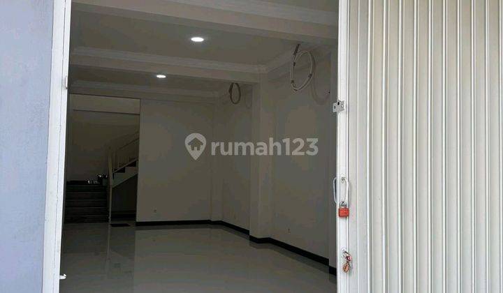 Ruko Manukan Tengah Siap Pakai 2