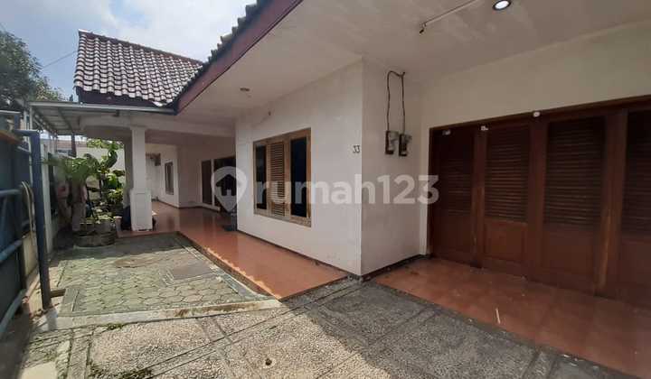 House for Sale 50M from Atmajaya & Sanata Dharma Campus, Mrican Demangan 2