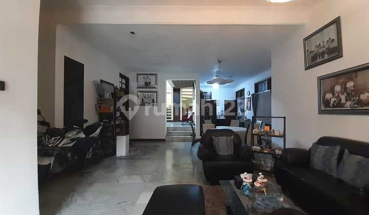 For Sale House in Gedong Kuning, Jl. Kusumanegara Timur 2