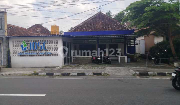 Disewakan Rumah Klasik di Pakuningratan 300M Dari Tugu Yogya 2