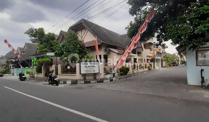 Rumah Di Utara Kampus Upn Condong Catur Rumah Di Utara Kampus Upn Condong Catur
