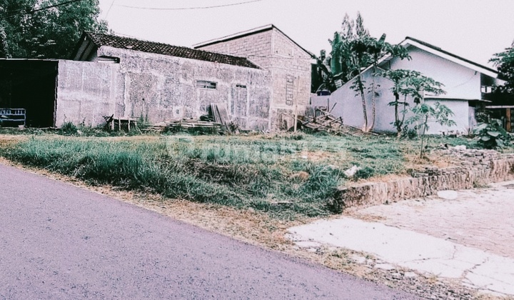 Dekat Kampus Mercubuana, Tanah Dijual Tepi Aspal Lebar Jogja