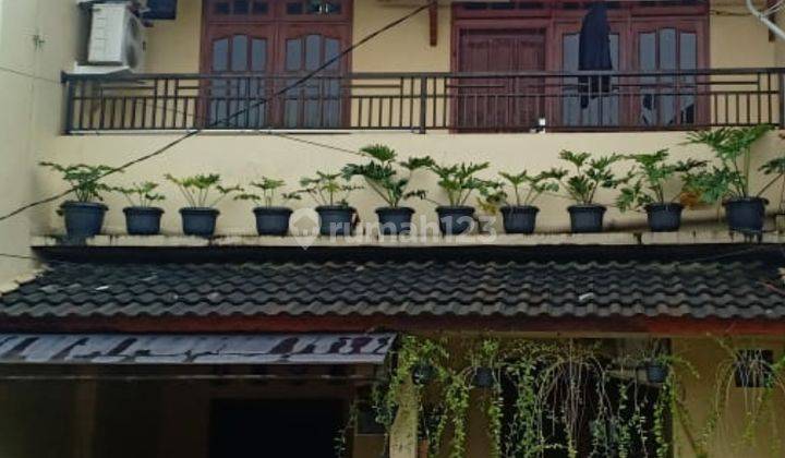 Rumah 2 lantai Bagus di Wisma Asri 2 1