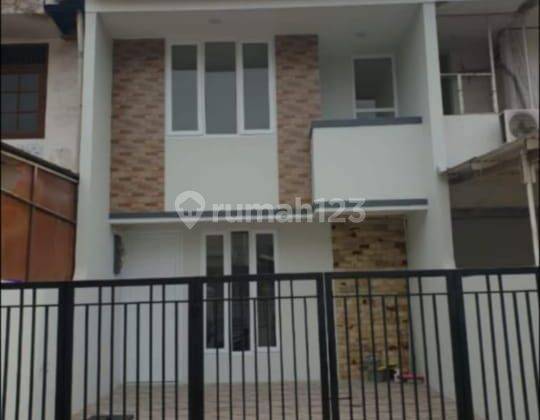 Rumah 2 Lantai siap Huni bisa KPR di Kelapa Gading Jakarta Utara 1