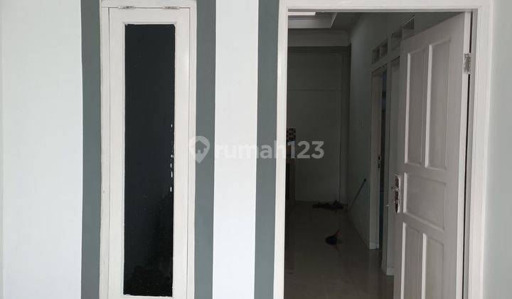 Rumah siap Huni depan rumah bisa buat parkir mobil Harga Nego bisa di KPR