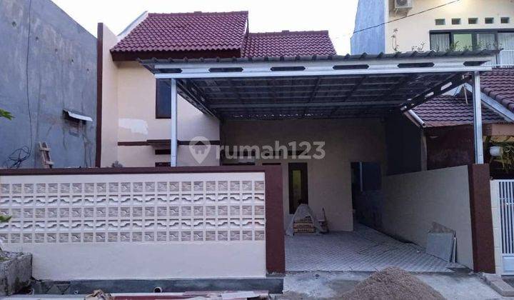 Rumah Minimalis 2 Lantai di Pojokan Harga Masih Nego dalam Perumahan  1