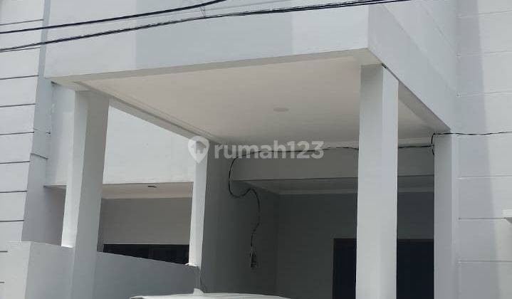 Rumah 2 Lantai Harga Murag Dalam Cluster Boulevard Hijau 1