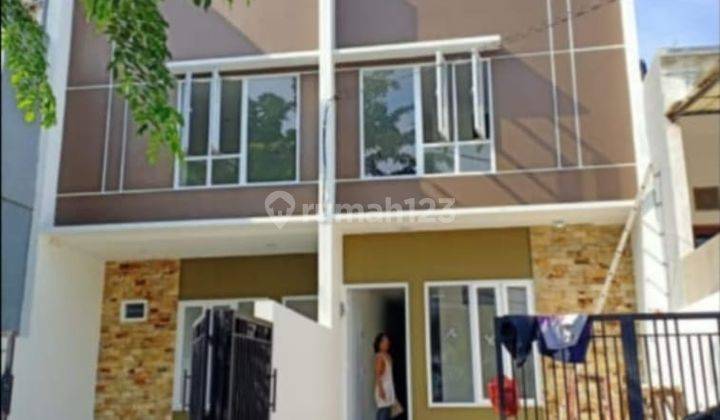 Rumah Minimalis 2 Lantai Tinggal Masuk Di Gading Griya Residence  1