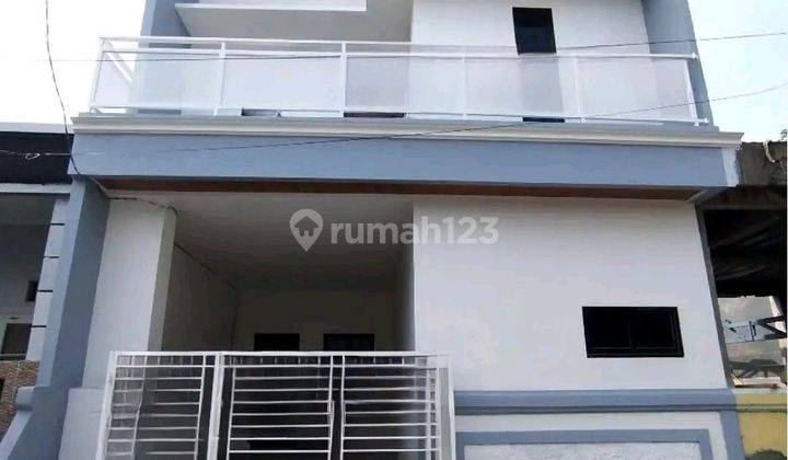 Rumah 2 Lantai Siap Huni Di Blok Depan Harapan Indah  1