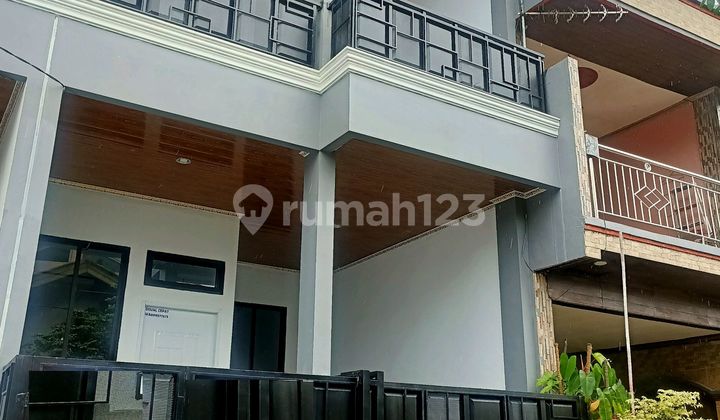 Rumah Minimalis Siap Huni di Harapan Indah Kota Bekasi 2