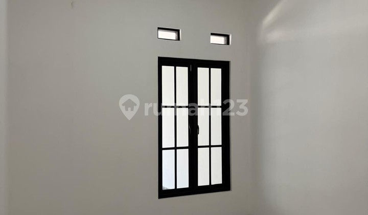 Rumah Minimalis 2 lantai di harapan jaya bekasi Kota