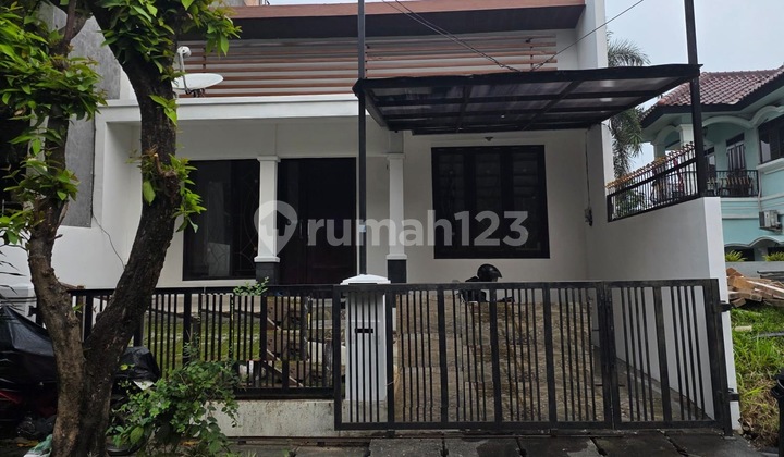 Rumah Minimalis Dalam Perum Citra Grand Cibubur