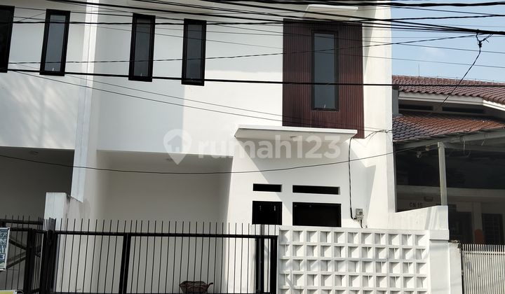 Ready-to-Occupy 2-Story House in Harapan Indah, Bekasi City Ready-to-Occupy 2-Story House in Harapan Indah, Bekasi City