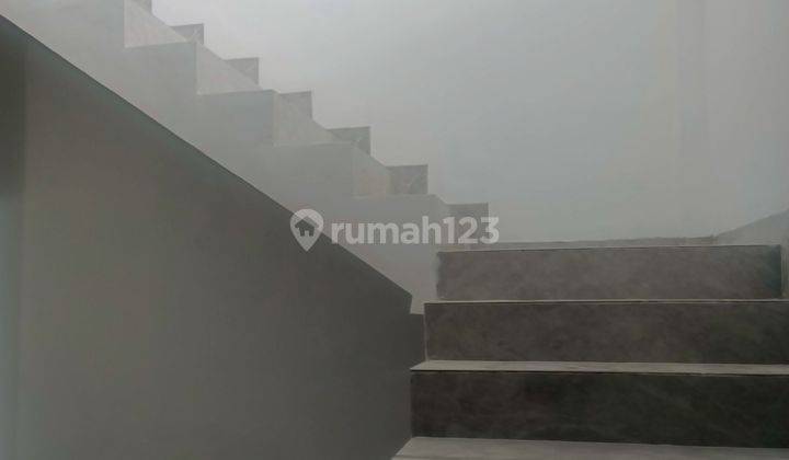 Rumah 2 Lantai  Minimalis Siap Huni Di Boulevard Hijau 2