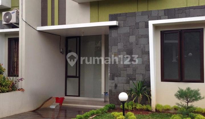 Rumah Minimalis 2 Lantai di Grand Perum Bintaro Asri Rumah Minimalis 2 Lantai di Grand Perum Bintaro Asri