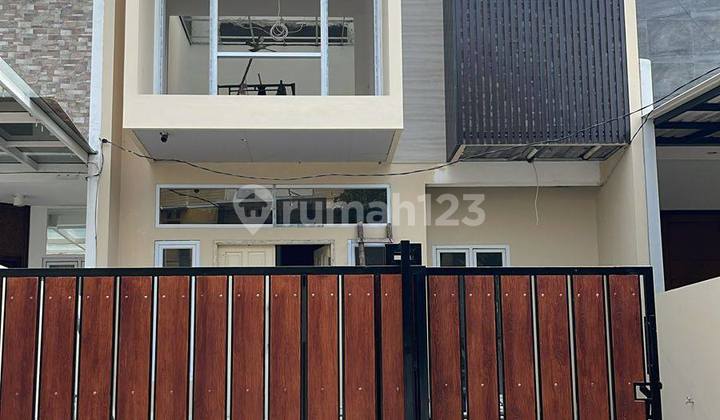 Rumah Minimalis di Perum Imperial Gading Jakarta Utara