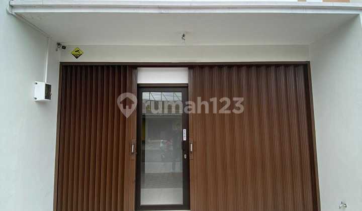 Nice shop house in the Jarapan Jaya area, Bekasi. 1