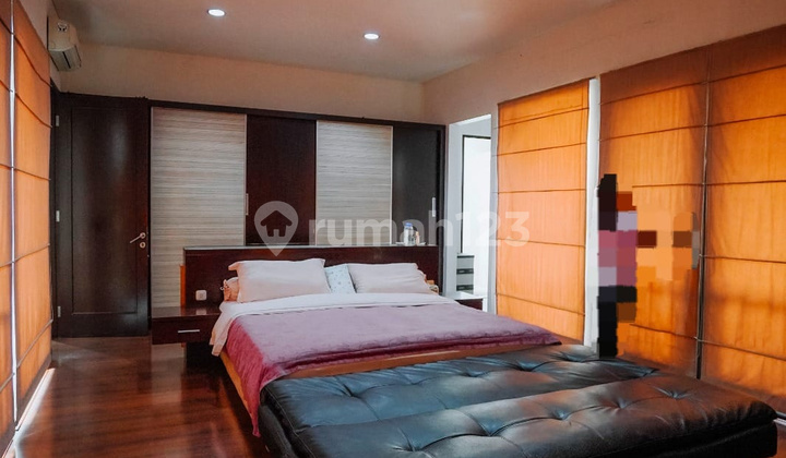 Disewakan/ Dijual Rumah Full Furnish Kelapa Gading 10X22 KT 4+1
