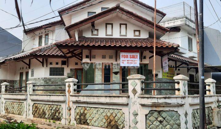 Rumah di Hook Dalam Komplek di Cinere, Depok 1