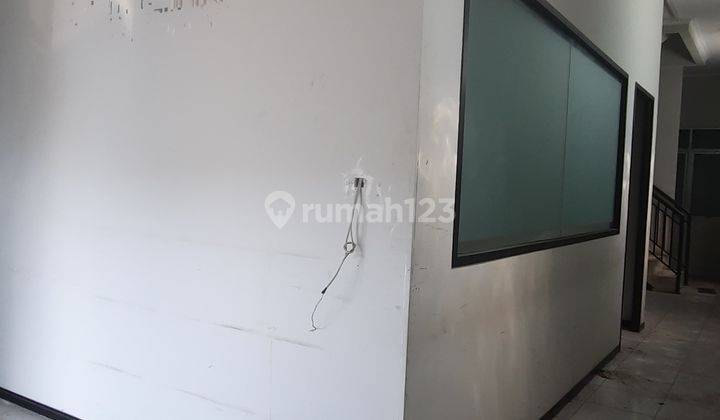 Rukan 3 lantai di area komersil Pondok Ranji 2