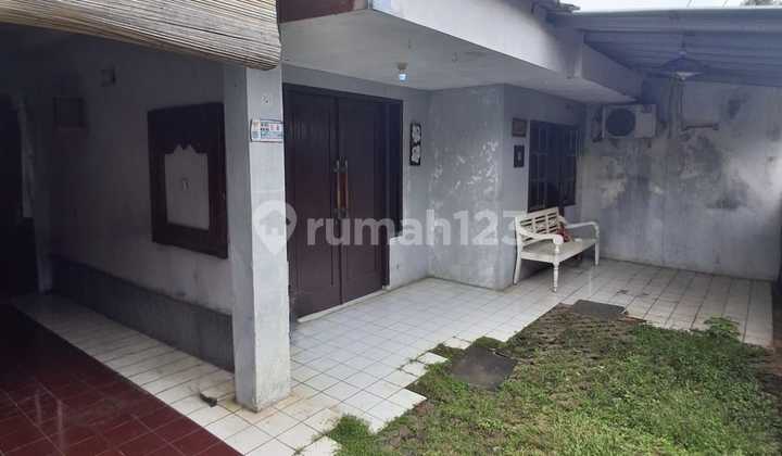 Rumah di Serua, Tangerang