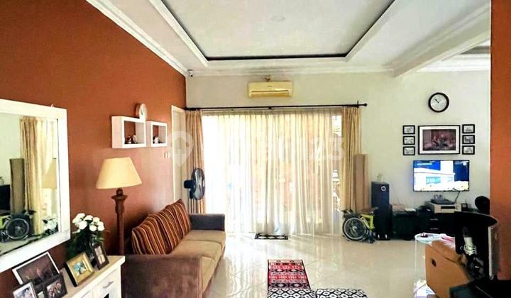 Nice house in a Cluster in Cirendeu 2