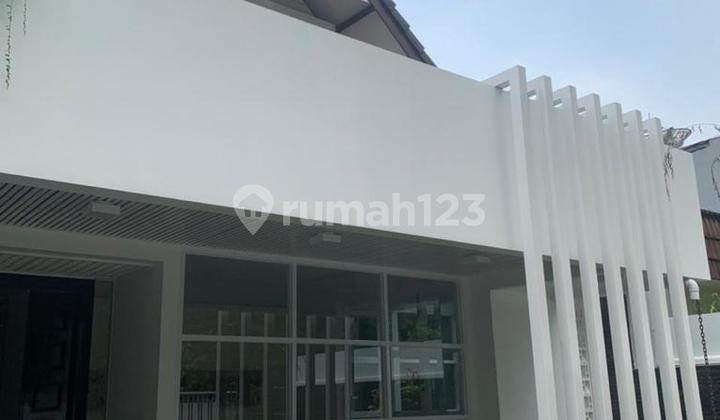 Rumah modern minimalist Pondok Indah, Jakarta Selatan