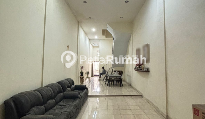 For Sale: Shophouse on Jalan Gabus - Medan Area. 2