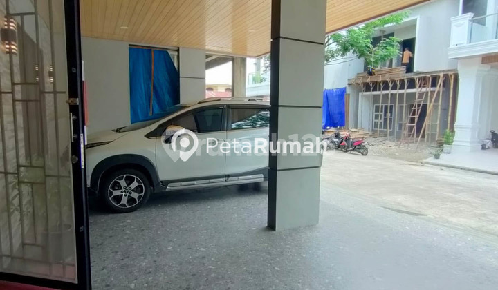 VILLA JALAN MENTENG RAYA KOMPLEK HALTON PALACE VILLA JALAN MENTENG RAYA KOMPLEK HALTON PALACE